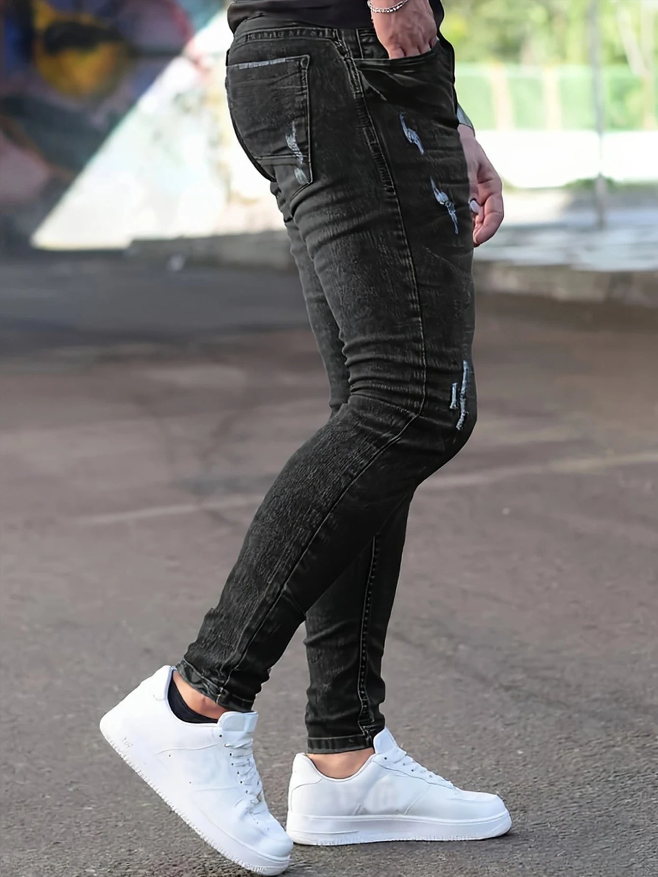 Men's black skinny design Jeans.