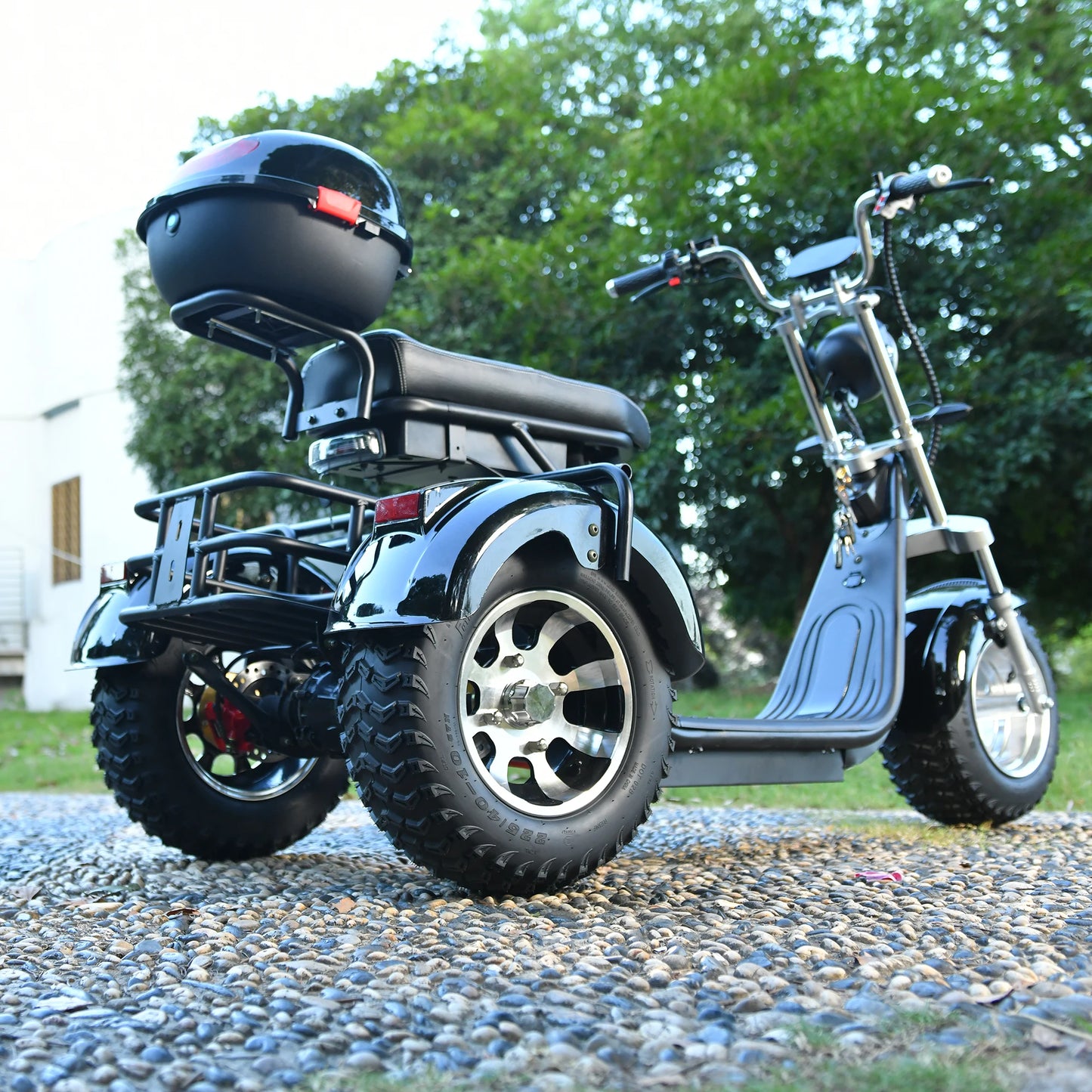 Adult Electric 3 Wheel Scooter .