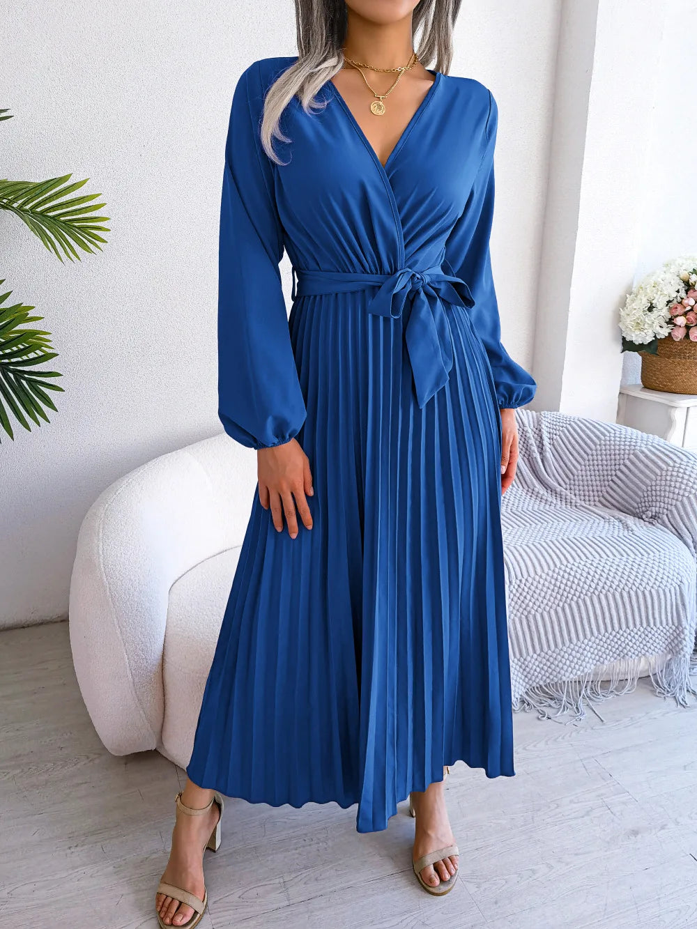 Women Elegant V Neck Long Sleeve Pleated Maxi Dress.