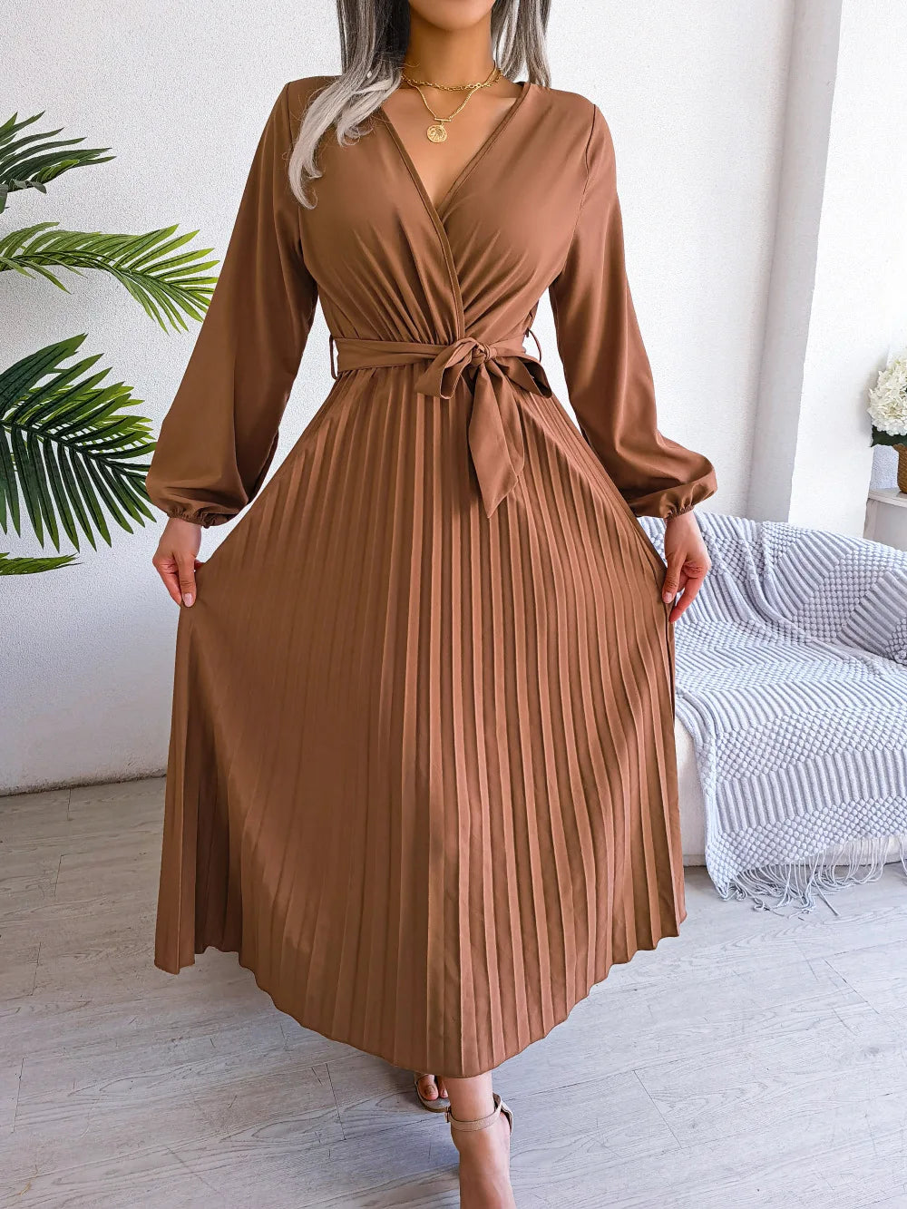 Women Elegant V Neck Long Sleeve Pleated Maxi Dress.