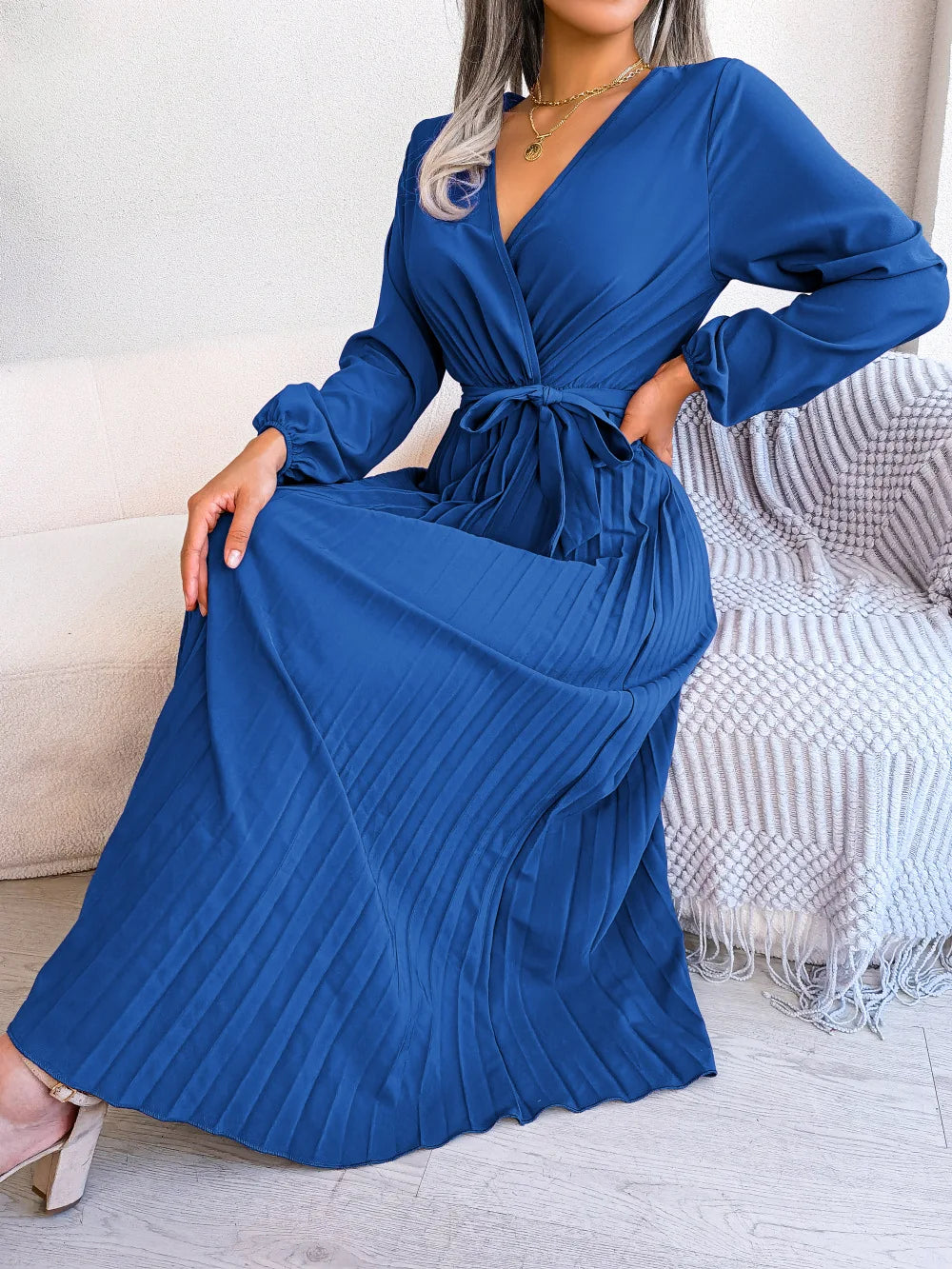 Women Elegant V Neck Long Sleeve Pleated Maxi Dress.