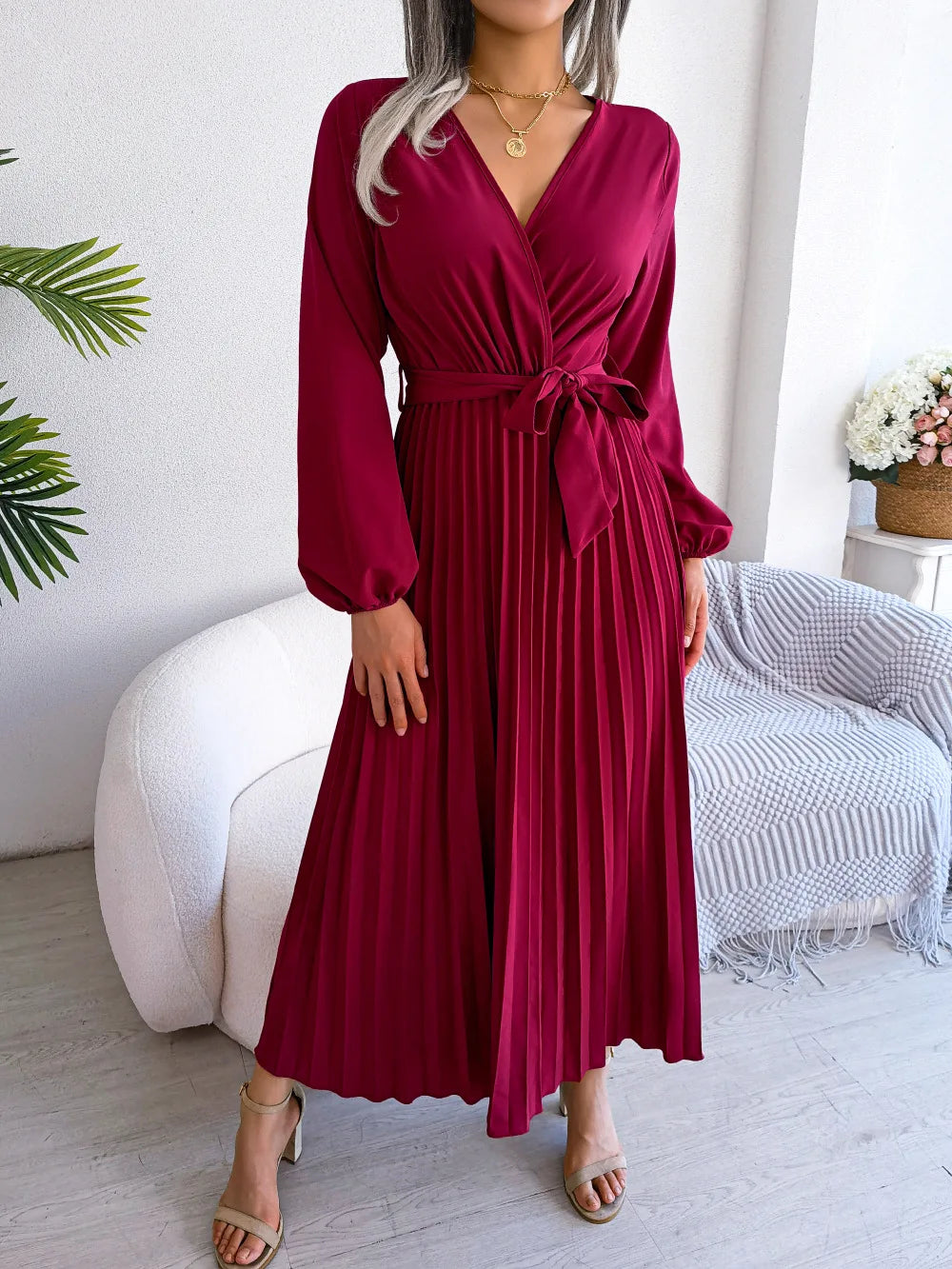 Women Elegant V Neck Long Sleeve Pleated Maxi Dress.